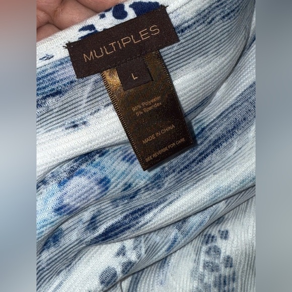 Multiples Women's Blue White Stripe Tunic Top Size L 3/4 Sleeve
Mt26 - Picture 8 of 8